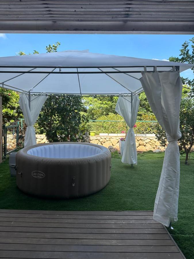 Habostan Ceasarea, הבוסתן בקיסריה Apartment Luaran gambar